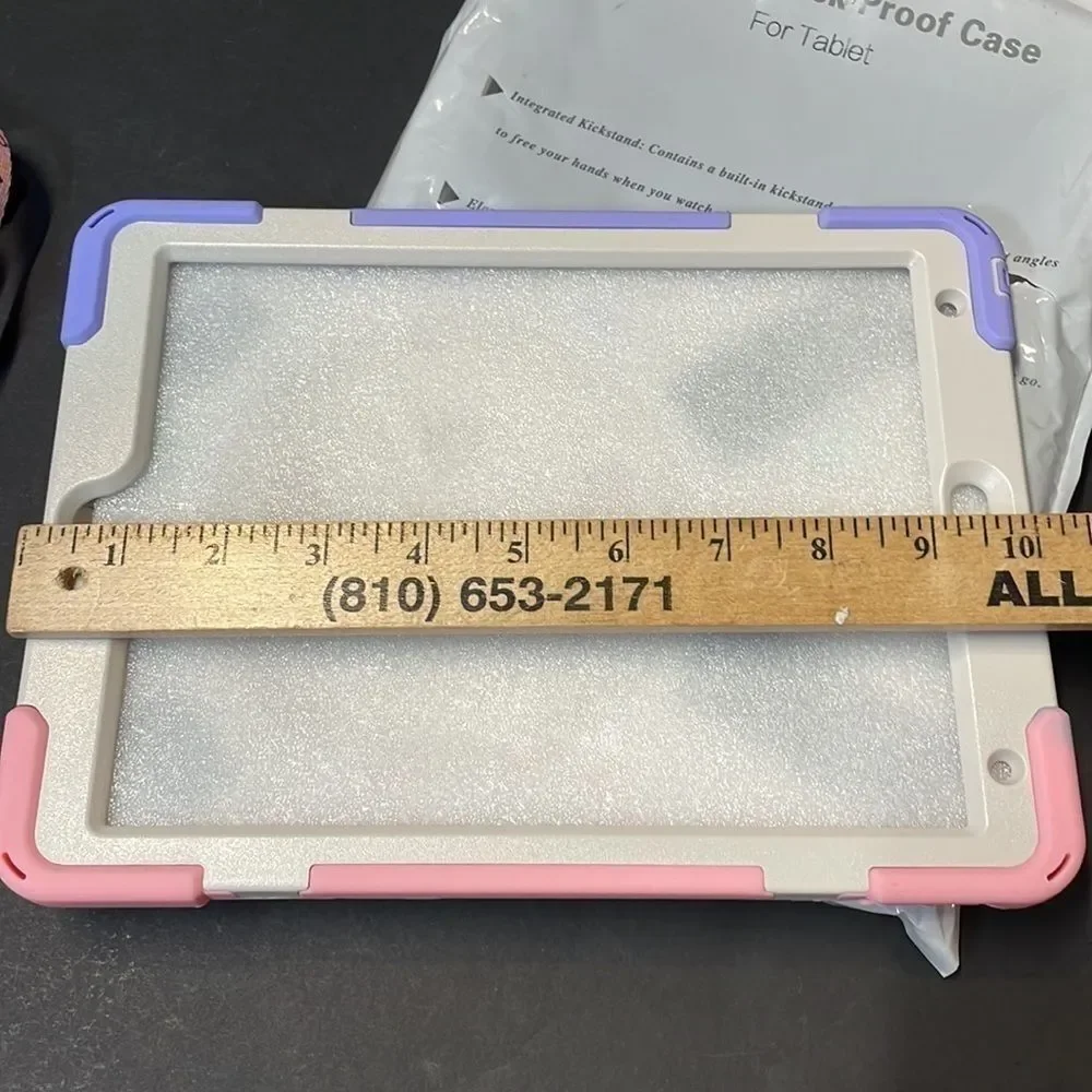 Braecn girls drop and shock proof case for tablet. NWOT